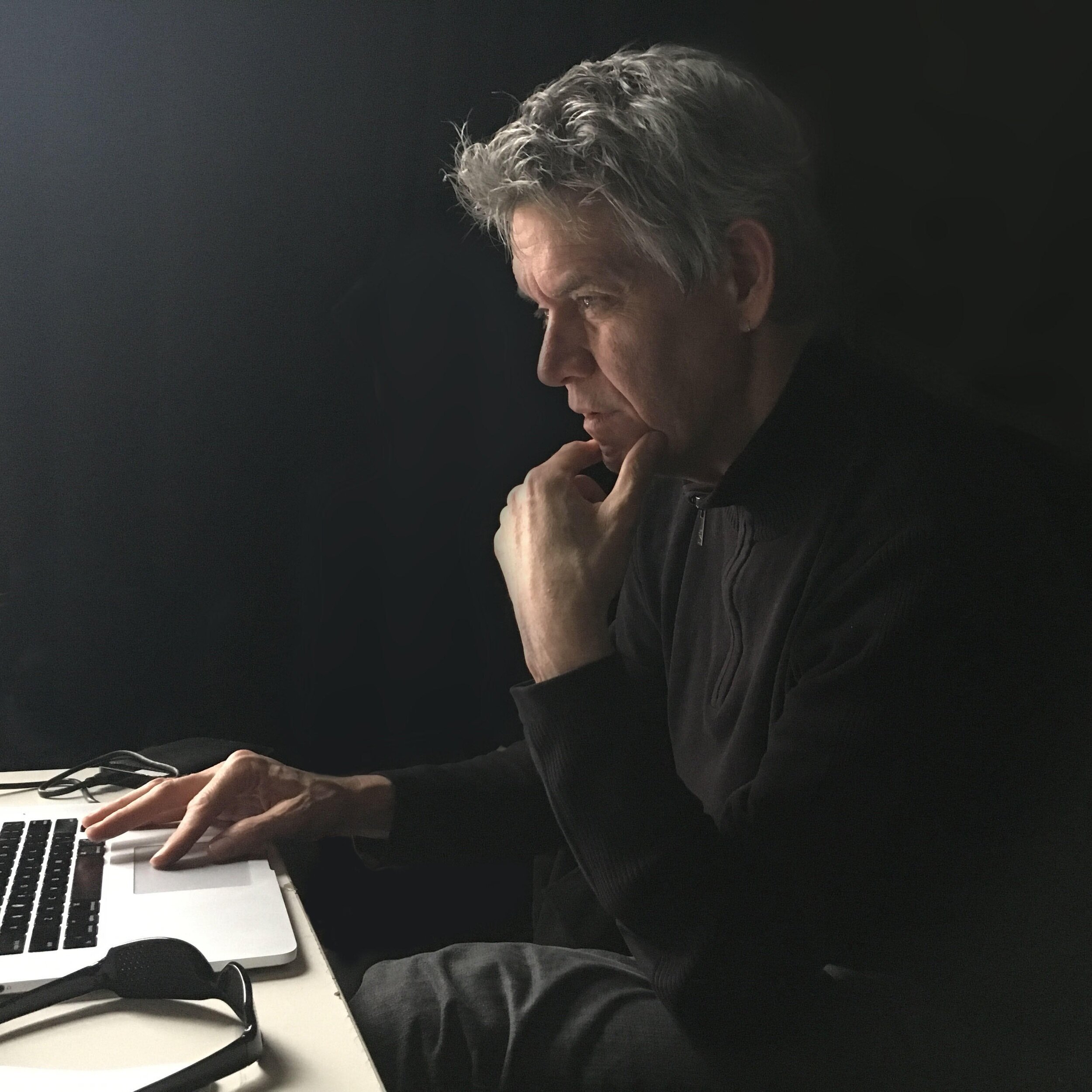 Media artist and composer Mark Coniglio (he/him) is widely recognized as a pioneering force in the integration of dance and media. He co-directed the media-intensive dance company Troika Ranch in New York City for fifteen years, and is also the crea…