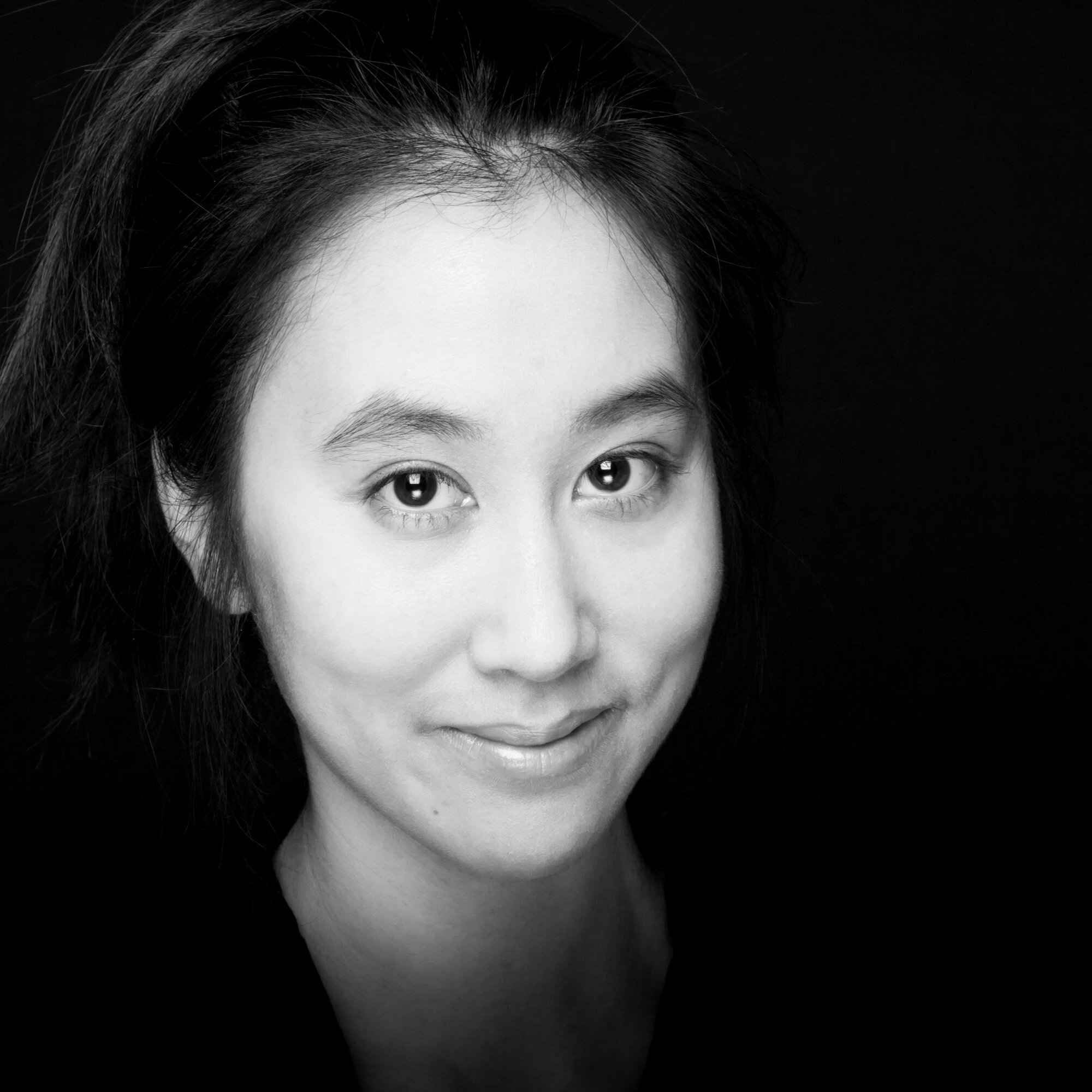 Based out of Tiotia:ke (Montreal), Christine ML Lee is a composer, playwright and poet interested in the intersection between music, movement and storytelling. Working with dance and spoken word, her music has been performed at Festival Quartiers Da…
